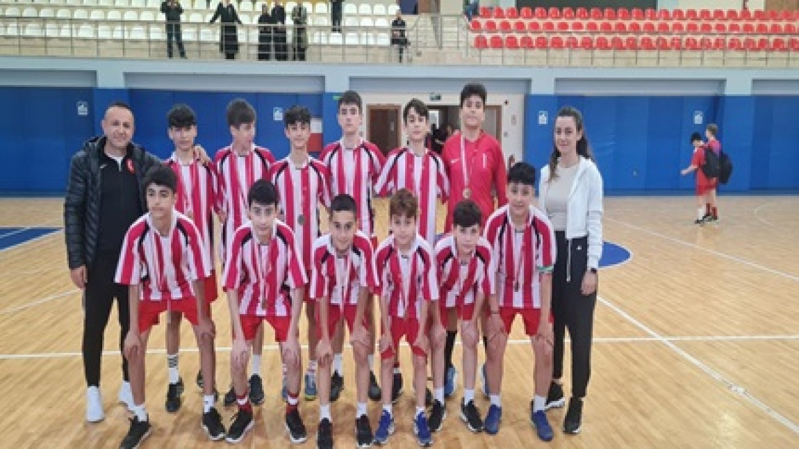 Pendik İlçe Milli Eğitim Müdürlüğü Okul Sporları Futsal İlçe Müsabakaları